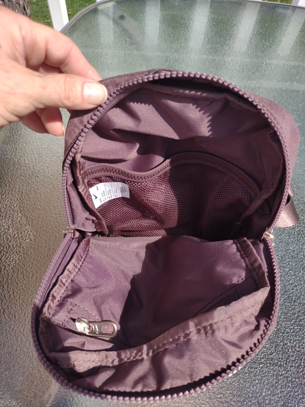 Nike Men's Plum Sling Belt Bag - Picture 4 of 5